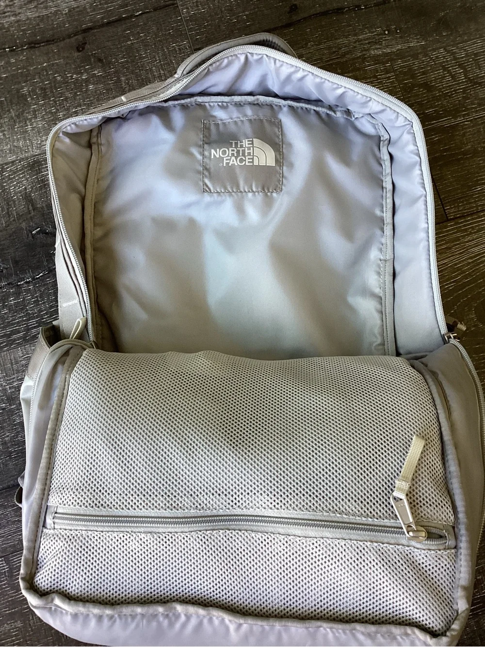 The North Face Base Camp Voyager Daypack (26L)